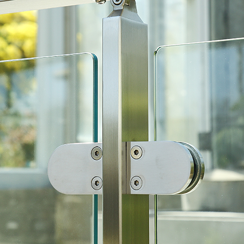 INAL 浴室・シャワールーム兼用ガラスドアセット 建具・壁 ガラスパネル固定用真鍮クランプ シャワードア用 1個入り U字型クランプ スクエアデザイン ブラック 取り付け簡単(Gold)